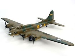 Model plastikowy B-17F Memphis Belle Academy