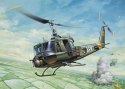 Model plastikowy UH-1B Huey Italeri