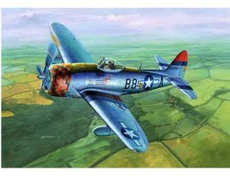 Model do sklejania P-47D-30 Thund erbolt D.F. Trumpeter