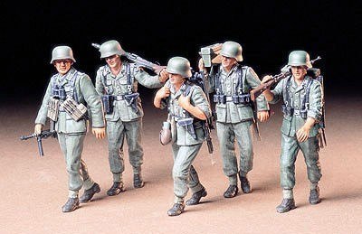 German Machine Gun Crew Tamiya