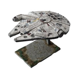 Model plastikowy Star Wars Millennium Falcon 1/144 Revell