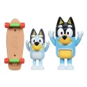 Bluey Figurki 2pak Jazda na deskorolce Tm Toys