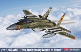 Model plastikowy F-15C 75th Anniversary Medal of Honor Academy
