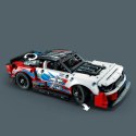 Klocki Technic 42153 Nowy Chevrolet Camaro ZL1 z serii NASCAR 25