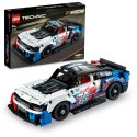 Klocki Technic 42153 Nowy Chevrolet Camaro ZL1 z serii NASCAR 25